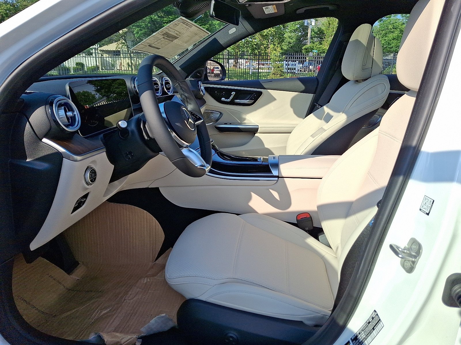 New 2026 Polar White Mercedes-Benz C 300 image 23