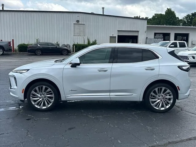 Used 2026 White Buick Avenir image 7