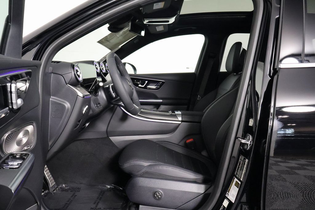 New 2026 Black Mercedes-Benz GLC 300 image 15