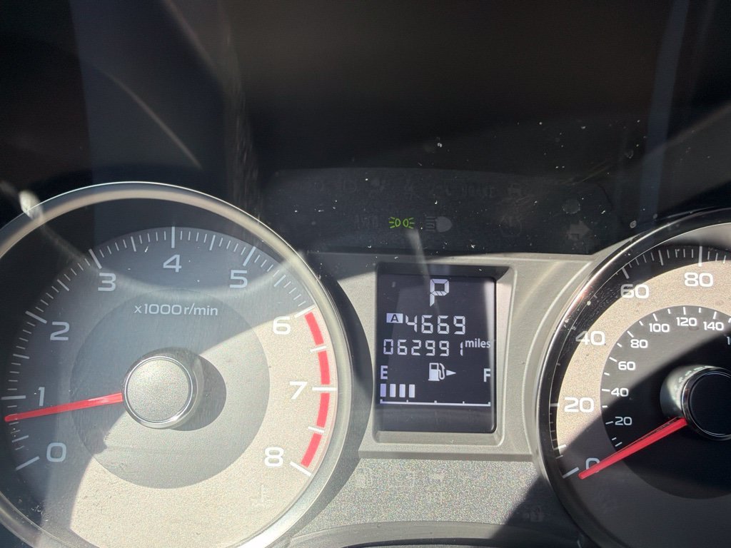 Used 2014 Blue Subaru 2.5i Limited image 26