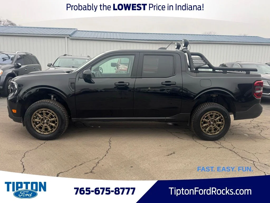 New 2025 Shadow Black Ford XLT image 34