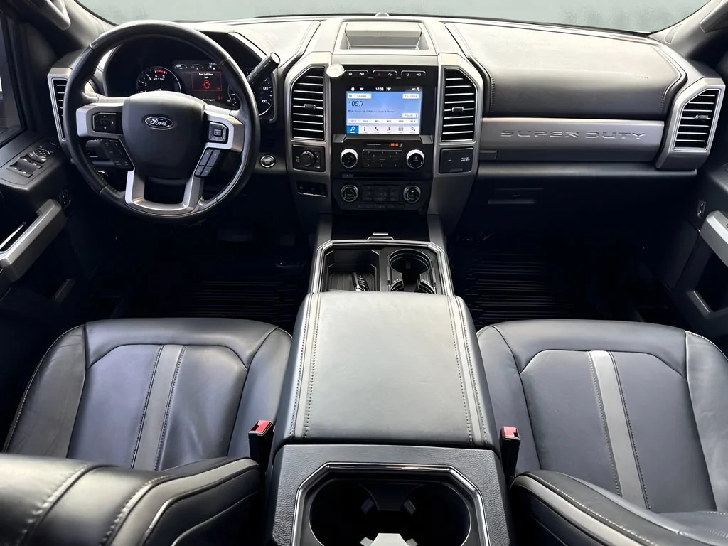 Used 2018  Ford XL image 14