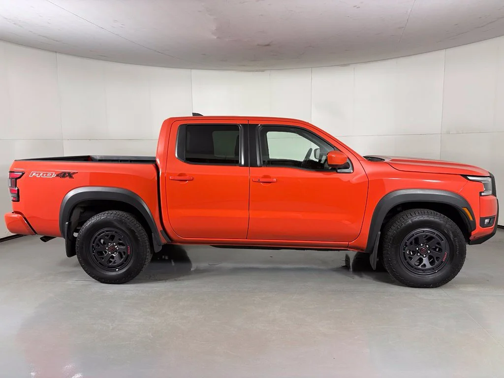 Used 2025 Orange Nissan PRO-4X image 9