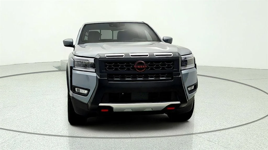 Used 2025 Boulder Gray Pearl Nissan Crew Cab 4x2 PRO-X w/ Step Rails & Remote Start image 2