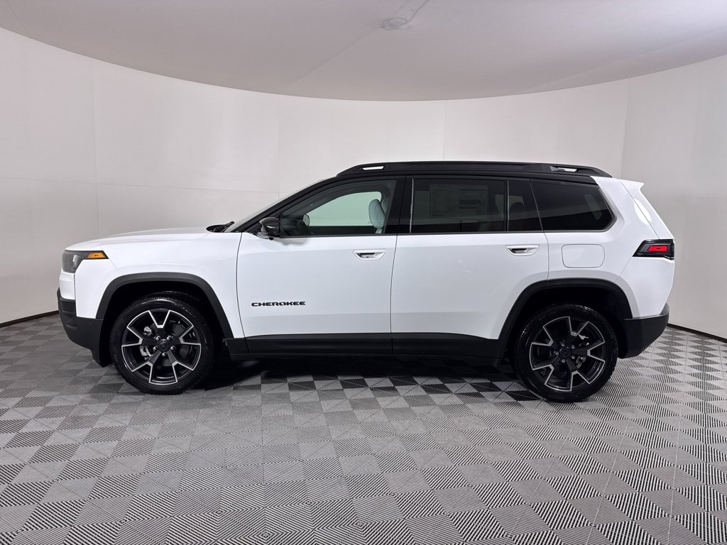 New 2026 Bright White Clear-Coat Exterior Paint Jeep Overland image 15