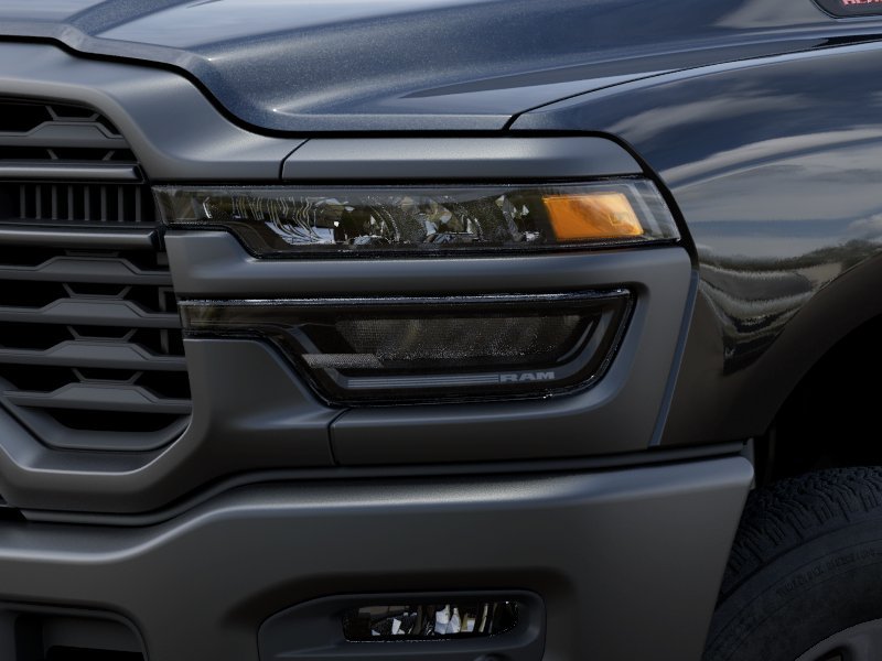 New 2026 Diamond Black Crystal Pearl-Coat Exterior Paint RAM Tradesman image 6