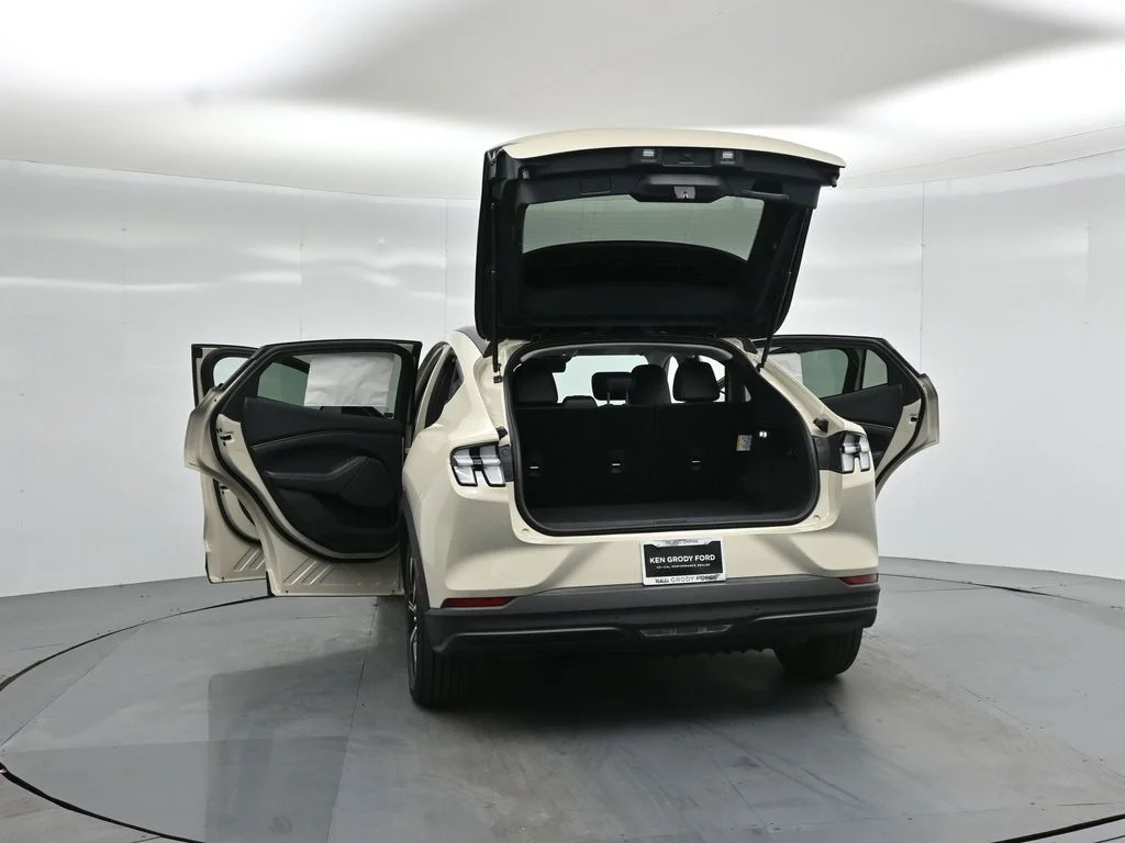 New 2026 Desert Sand Ford Select image 30