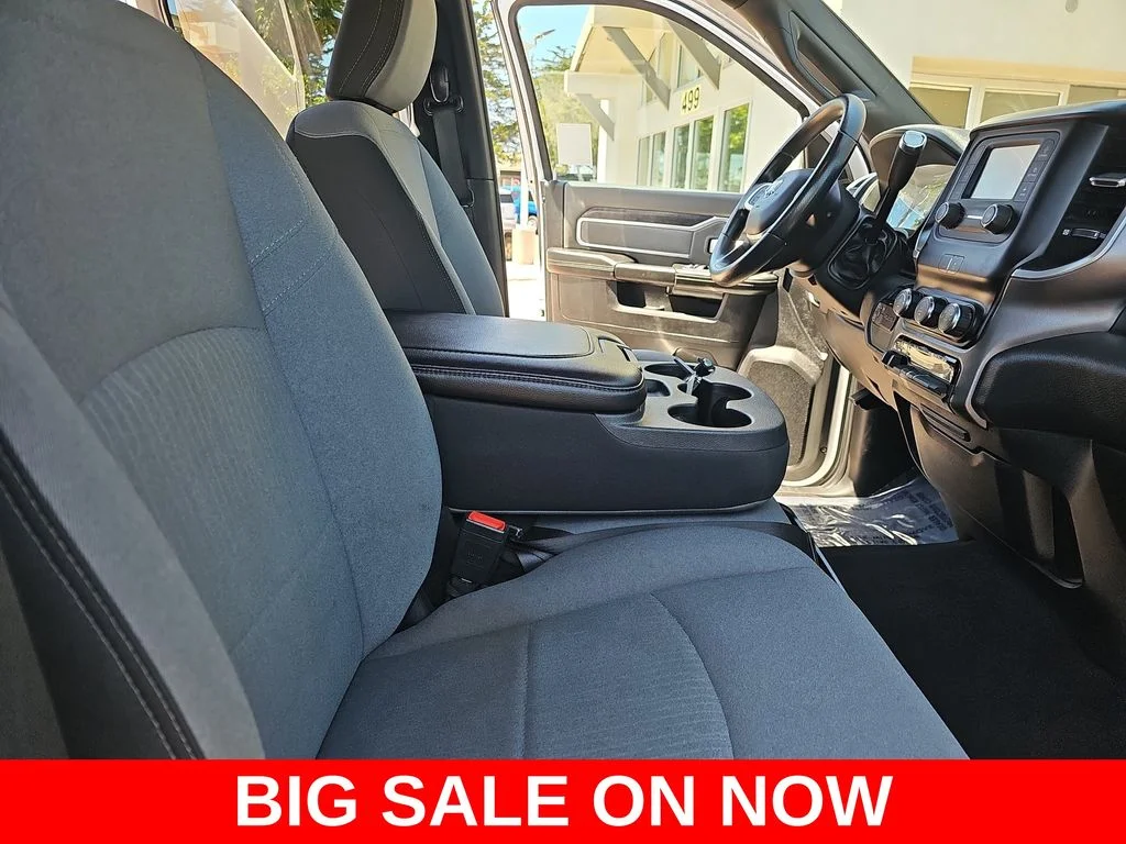 Used 2021 White Ram Big Horn image 10