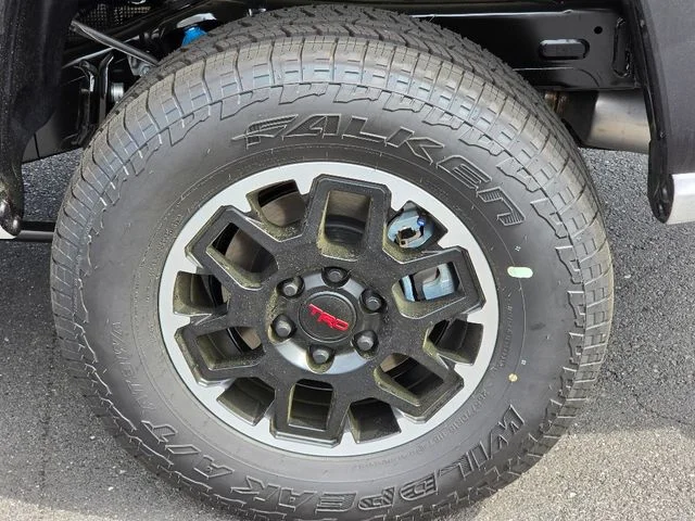 2026 Toyota Tacoma TRD Off Road - Photo 6