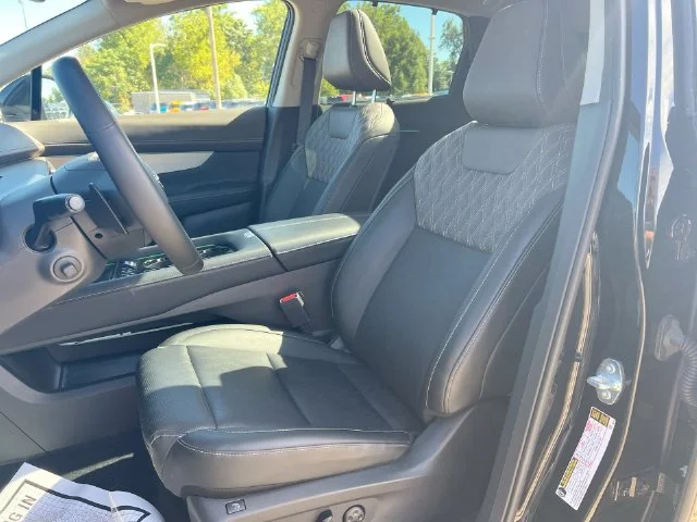 Certified Used 2025 Black Nissan Platinum image 15
