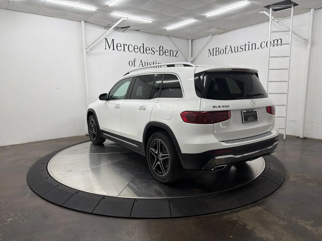 New 2026 White Mercedes-Benz GLB 250 image 5