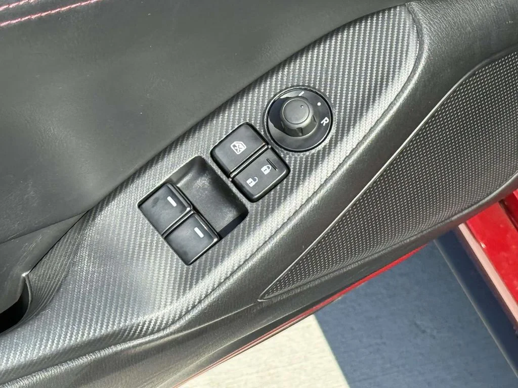Used 2017 Red Metallic Mazda Grand Touring image 25