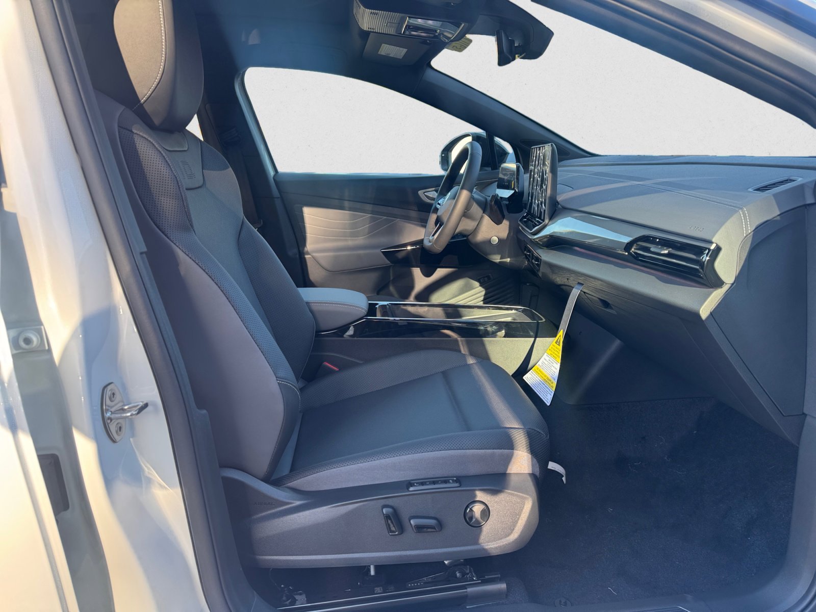New 2026 Opal-White Volkswagen Pro S image 15