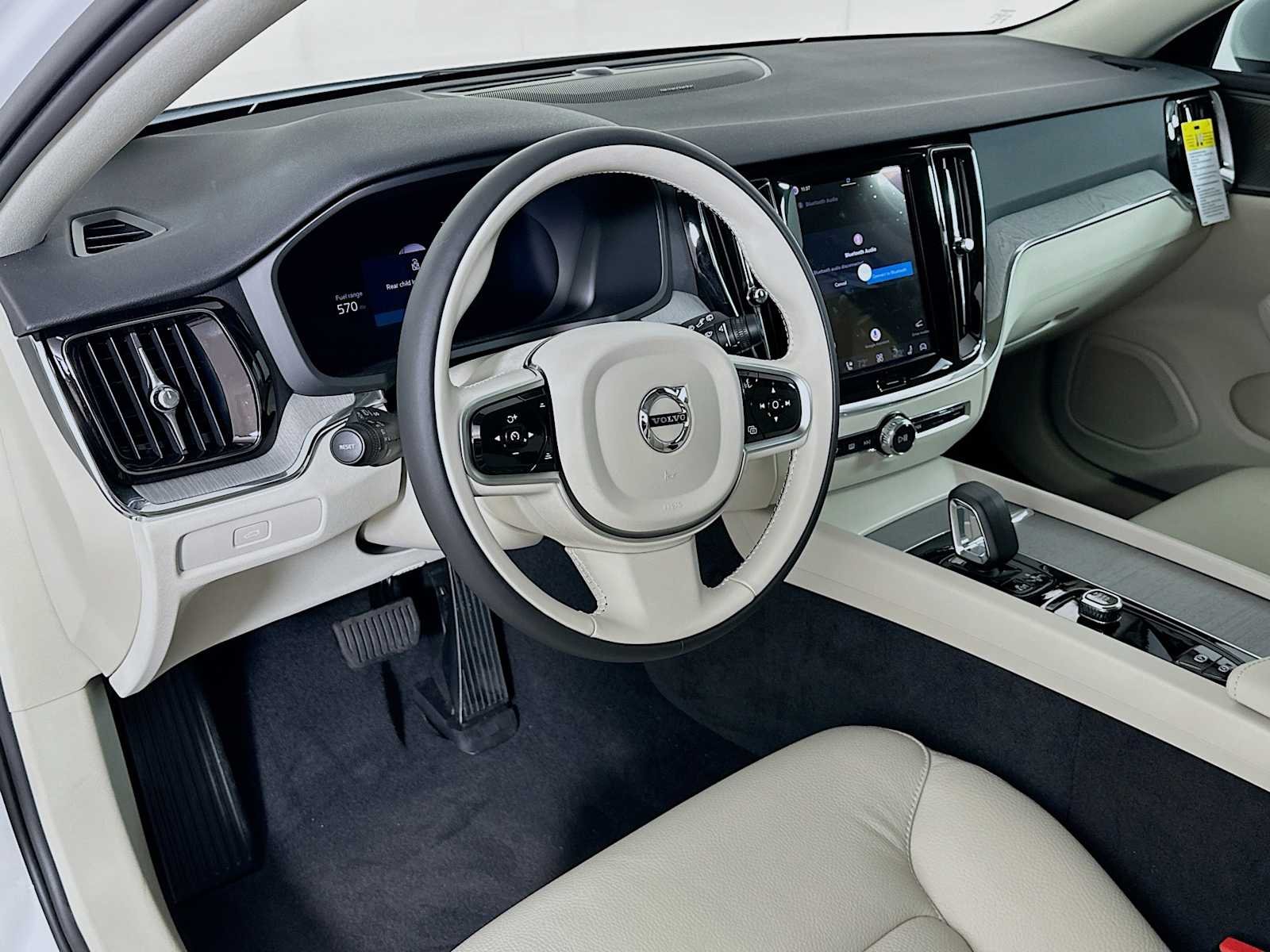 New 2026 Crystal White Volvo Plus image 9