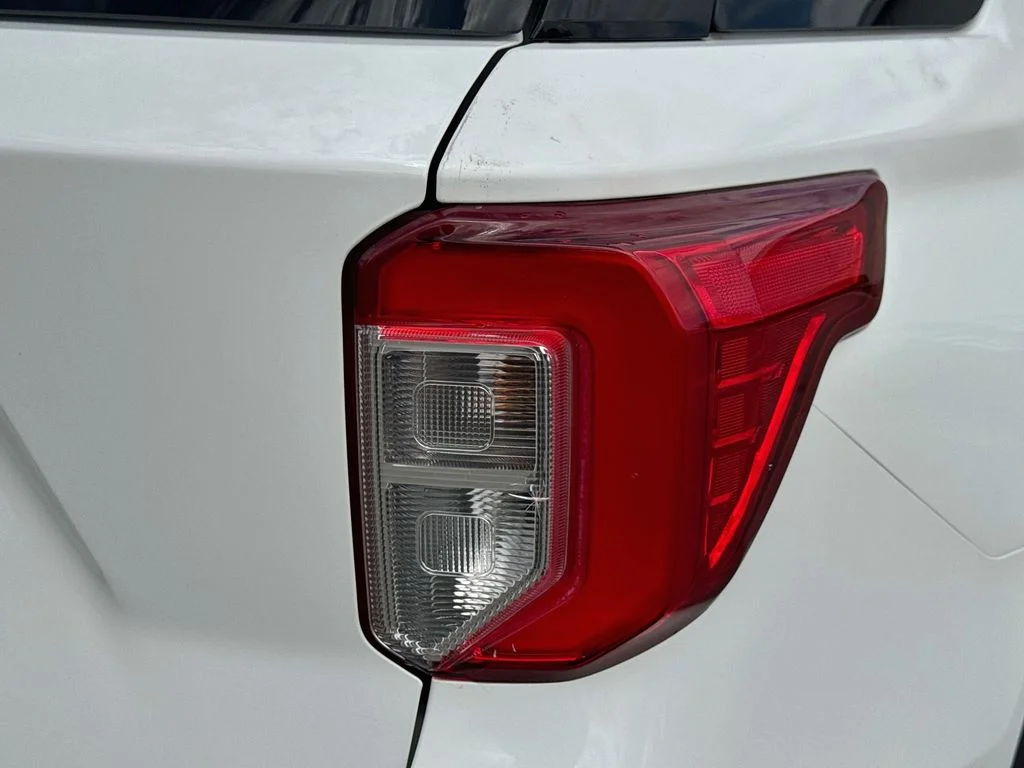 Used 2022 White Ford XLT image 33