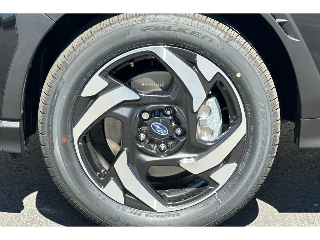 New 2026 CRYSTAL BLACK SILICA Subaru Limited Hybrid image 24
