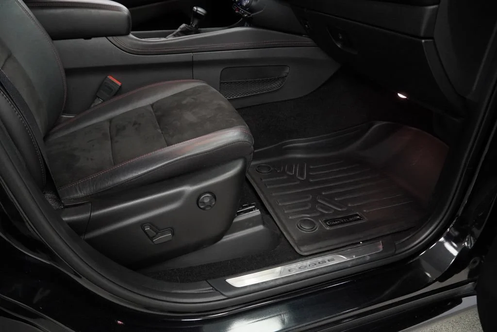 Used 2022 Black Dodge R/T AWD image 33