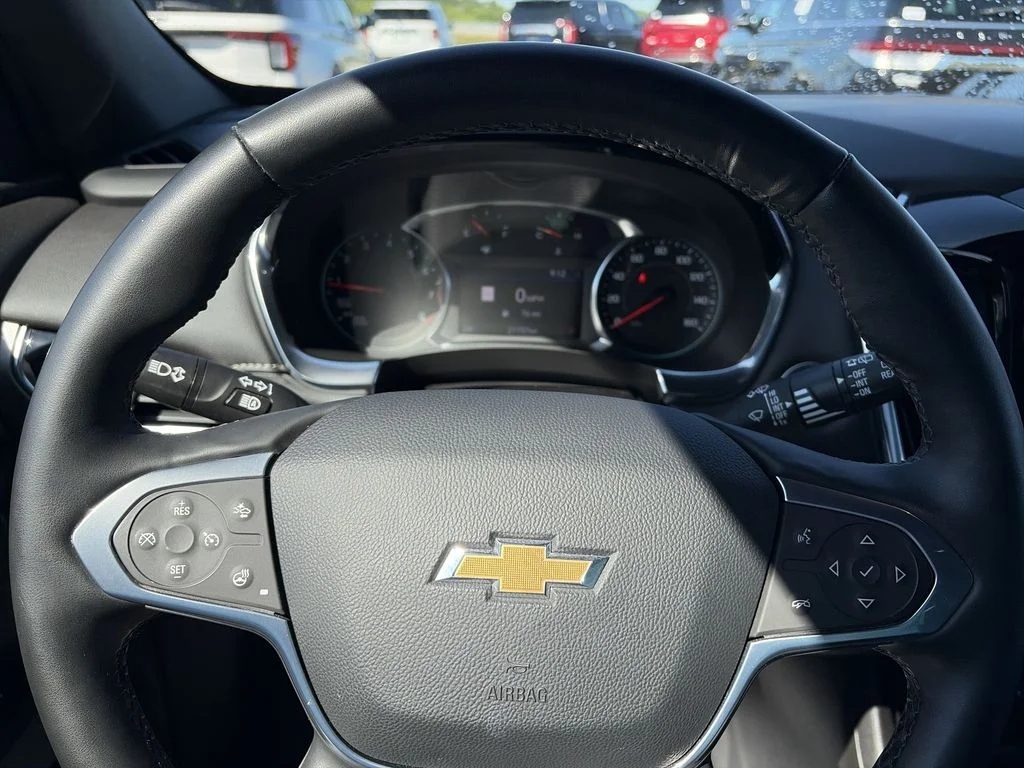 Used 2023 White Chevrolet LT Leather image 14