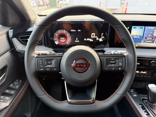 New 2027 Canyon Bronze Metallic/Super Black Nissan SV image 18
