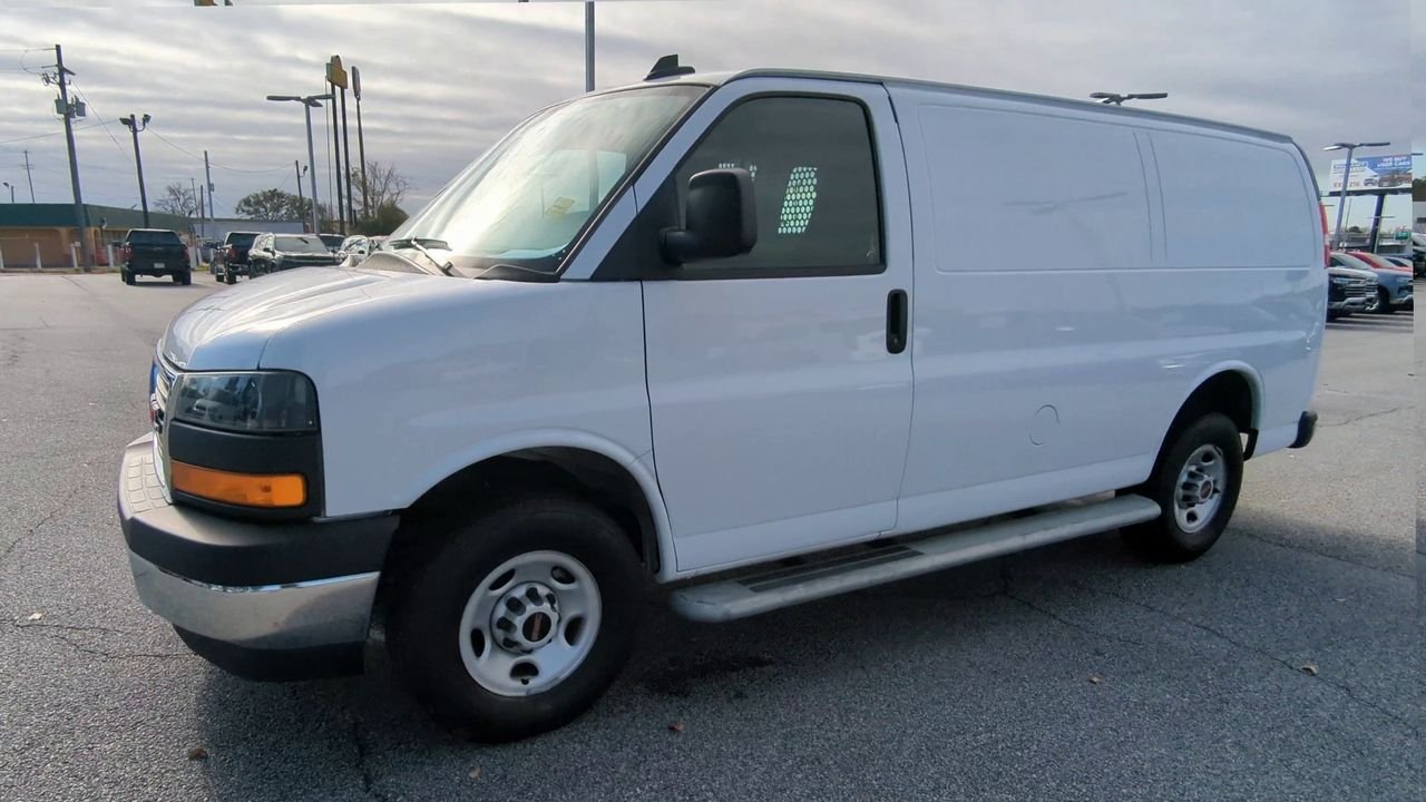 2024 GMC Savana Cargo Work Van - Photo 56