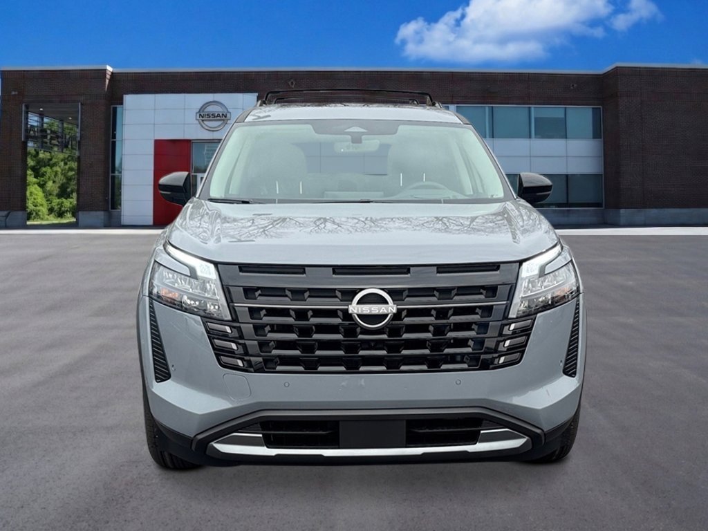 New 2026 Boulder Gray Pearl Nissan Platinum image 8