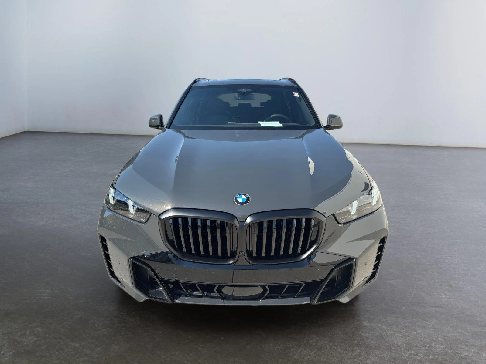 Used 2026 Dravit Grey Metallic BMW xDrive40i image 10