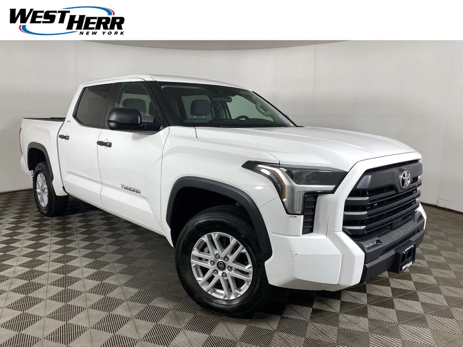 Used 2024 Ice Cap Toyota SR5 image 1