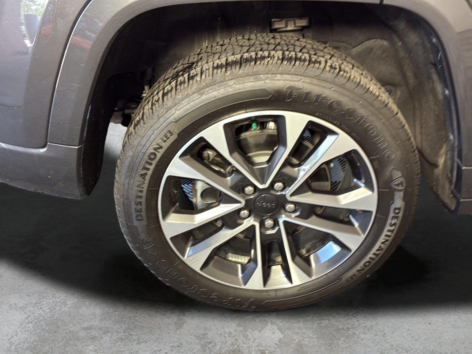 Used 2023 Baltic Gray Metallic Clearcoat Jeep Overland image 42