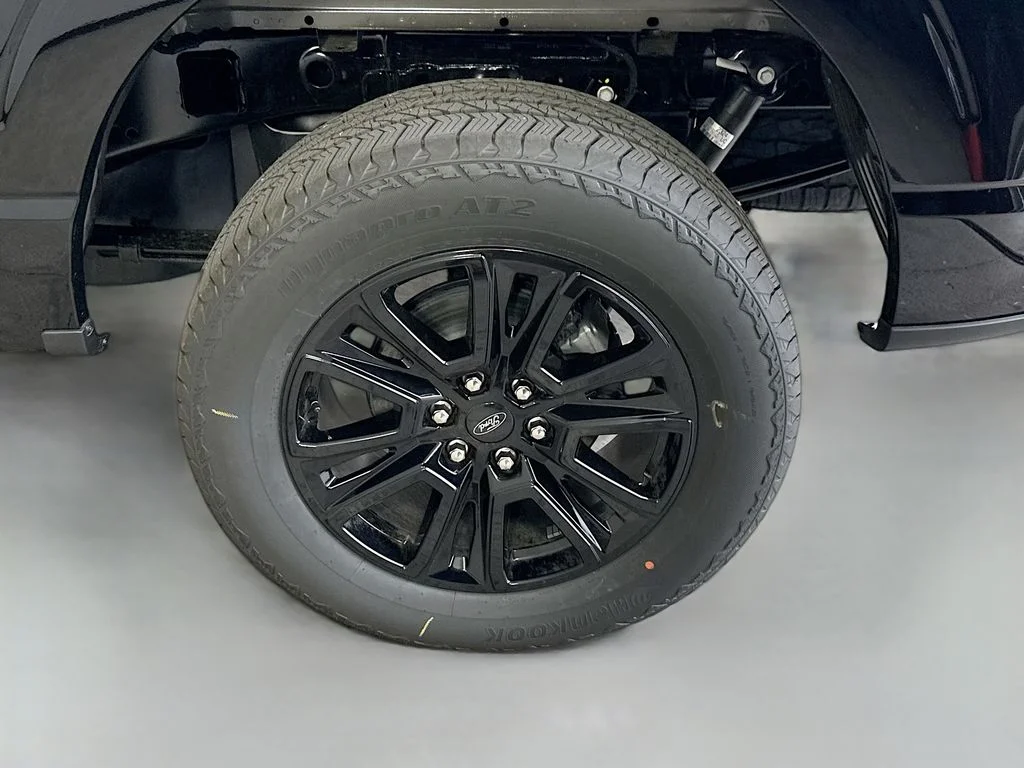New 2026 Agate Black Metallic Ford Platinum® image 33