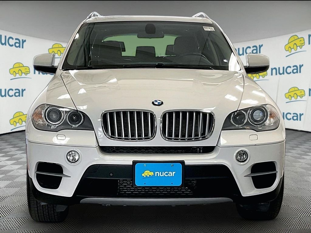 Used 2013 Alpine White BMW xDrive35i image 2