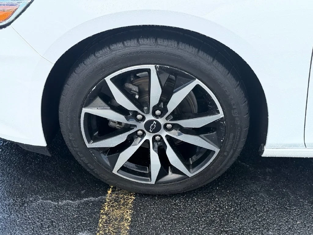 Used 2024 White Chevrolet RS image 18