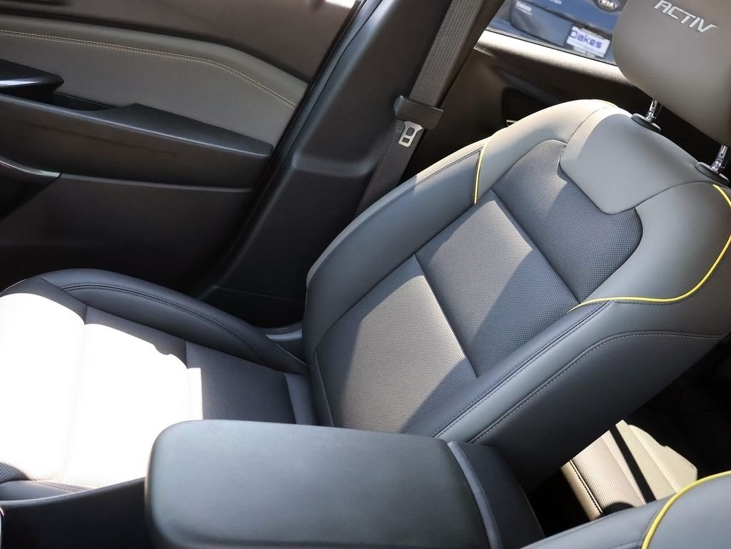 Used 2024 Gray Chevrolet ACTIV image 26