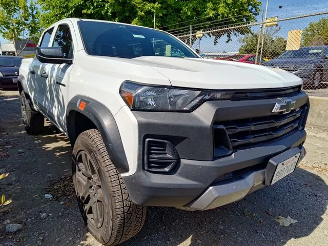 2023 Chevrolet Colorado 4WD Trail Boss Crew Cab Short Box's photo