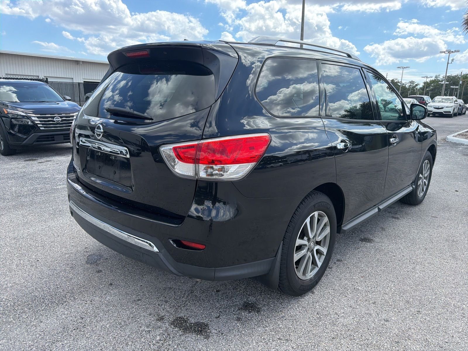 Used 2016 Magnetic Black Metallic Nissan S image 4