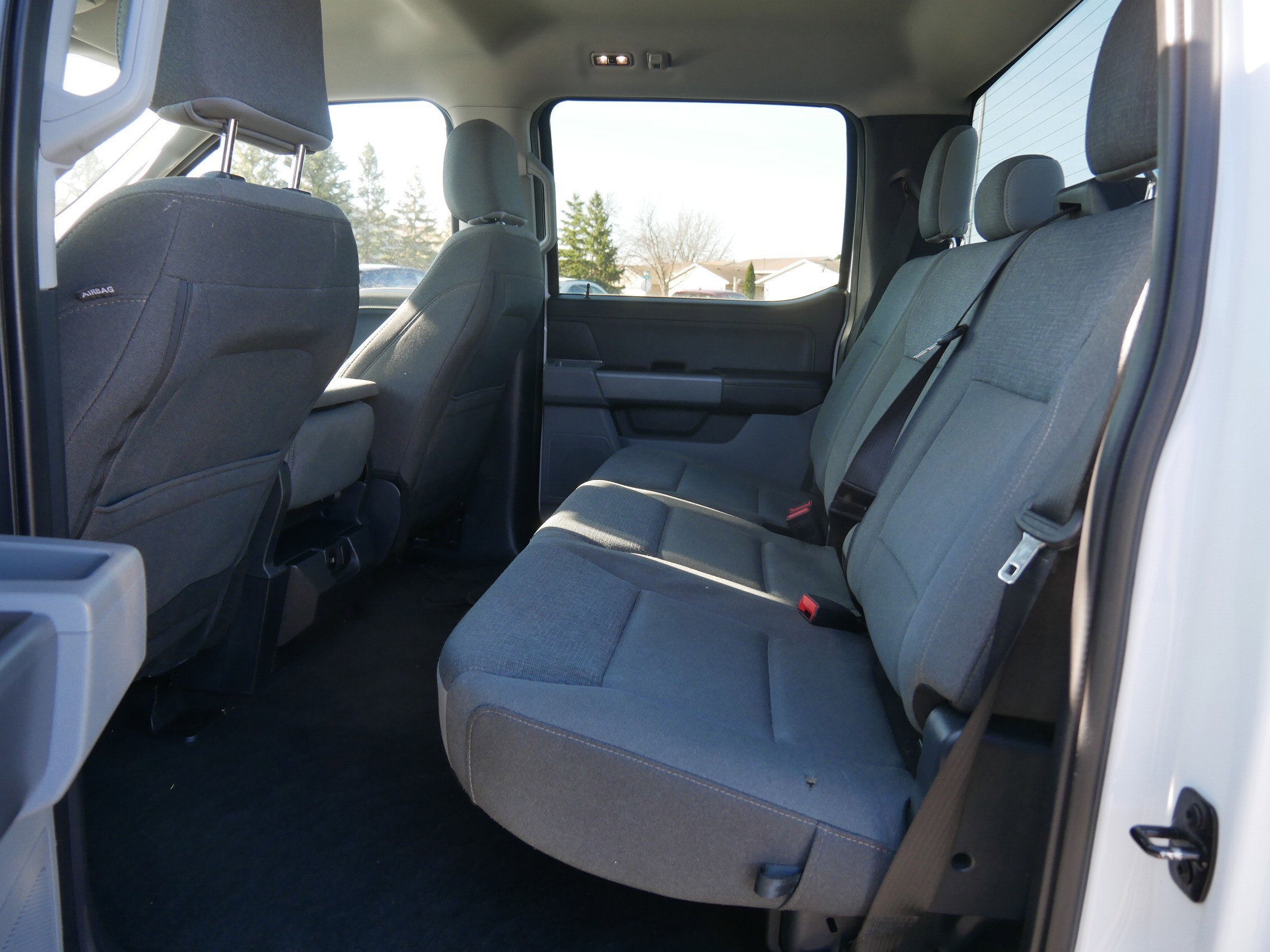 Used 2024 Oxford White Ford XLT image 11
