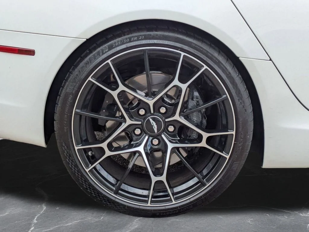 2015 Aston Martin Rapide S - Photo 29