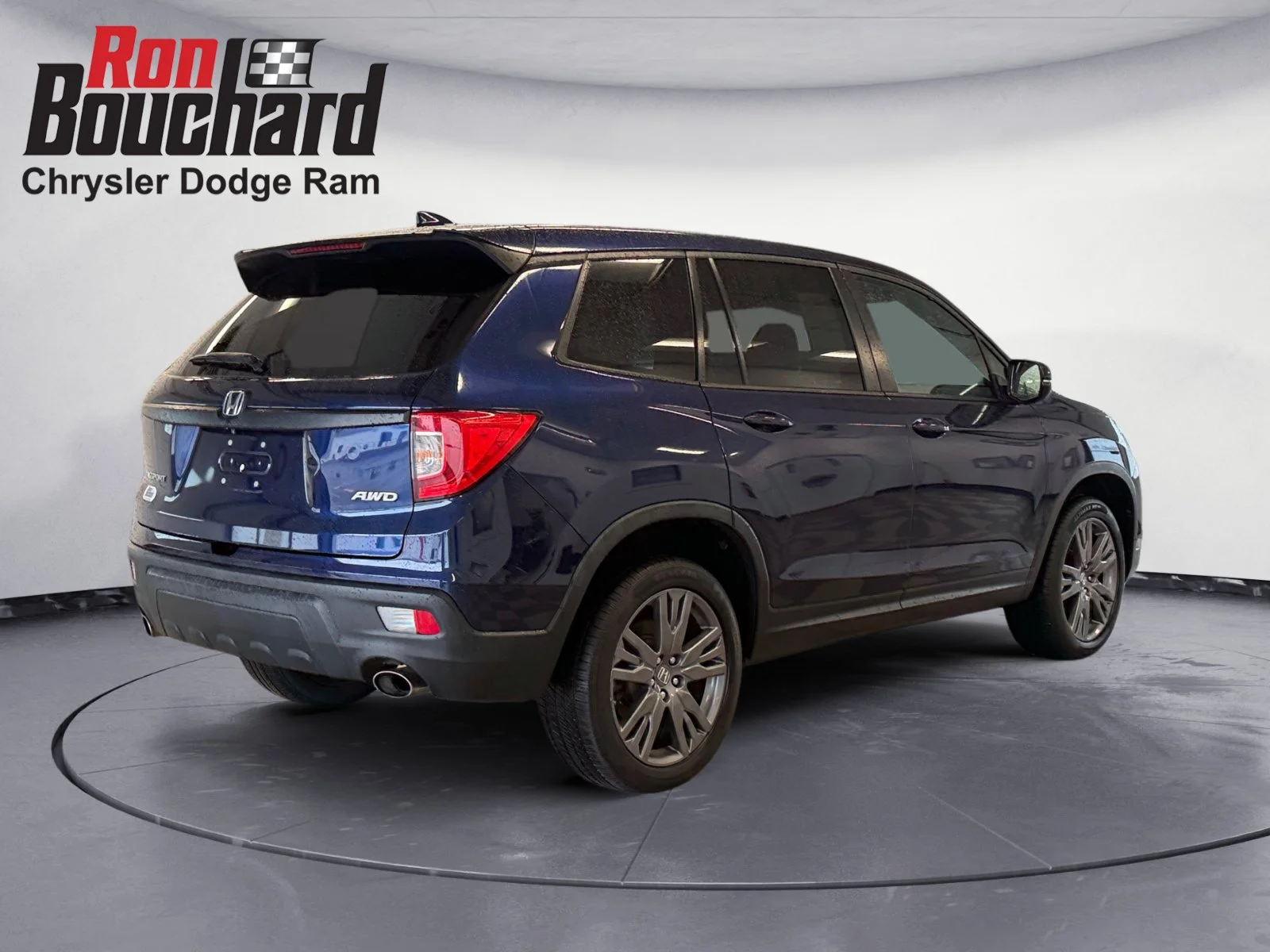 Used 2019 Obsidian Blue Pearl Honda EX-L image 2