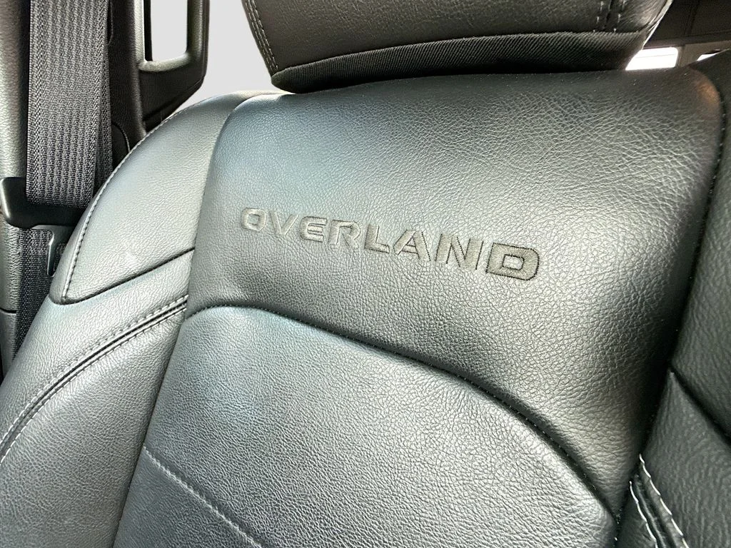 Used 2023 Black Jeep Overland image 24
