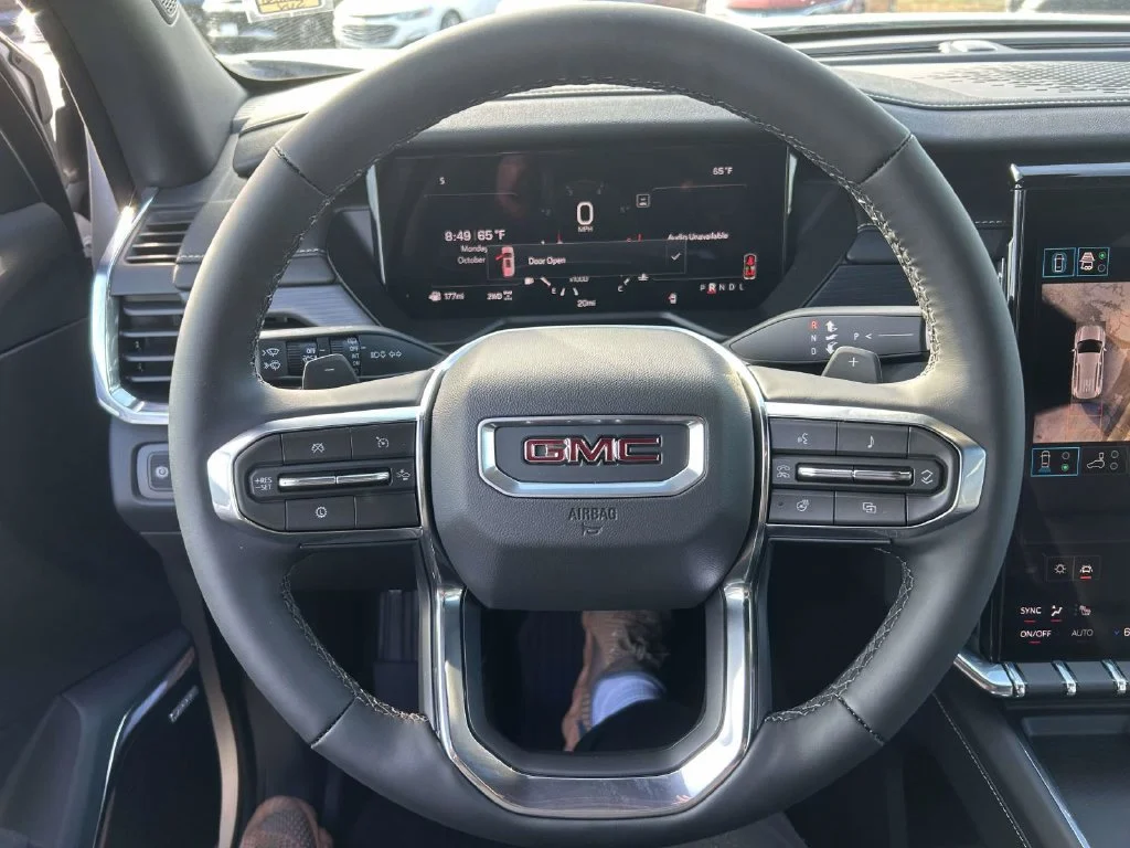 New 2027 Summit White GMC Elevation image 26