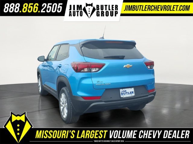 New 2026 Marina Blue Metallic Chevrolet LS image 2