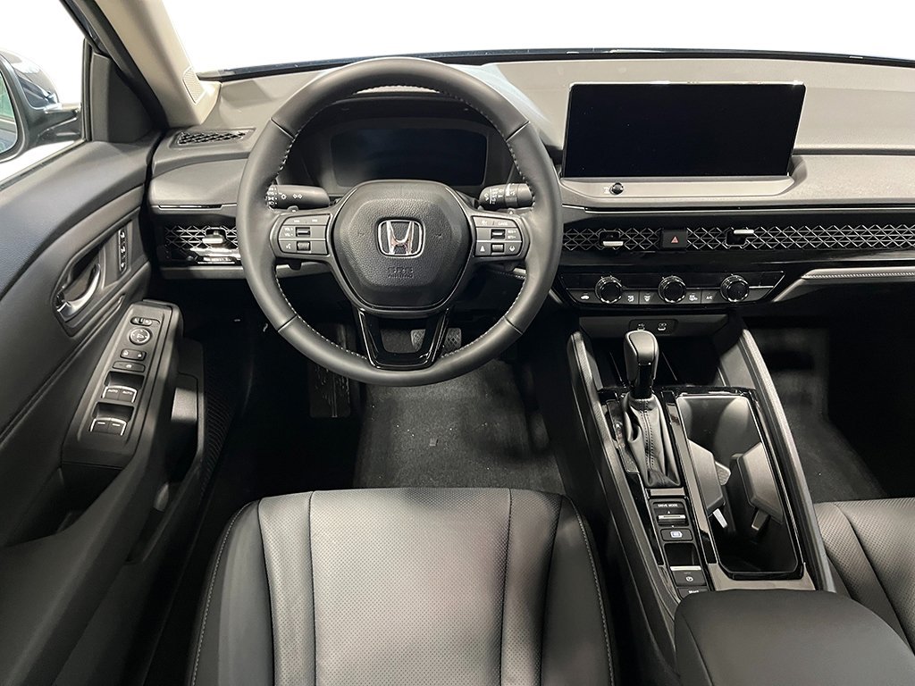 New 2026 Urban Gray Pearl Honda EX-L image 23