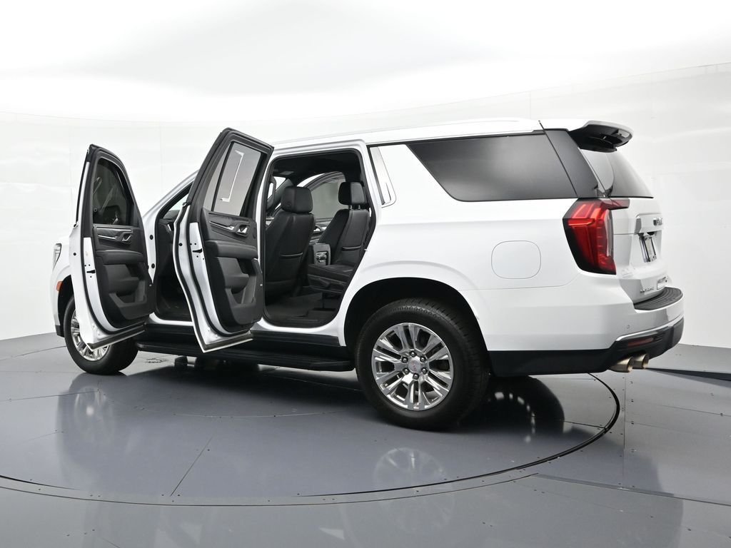 Used 2023 White GMC Denali image 24