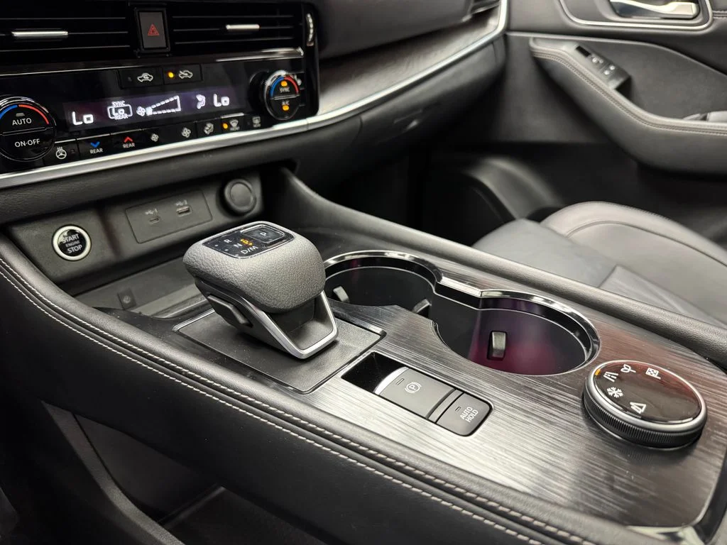 Certified Used 2022 Gun Metallic Nissan Platinum image 20