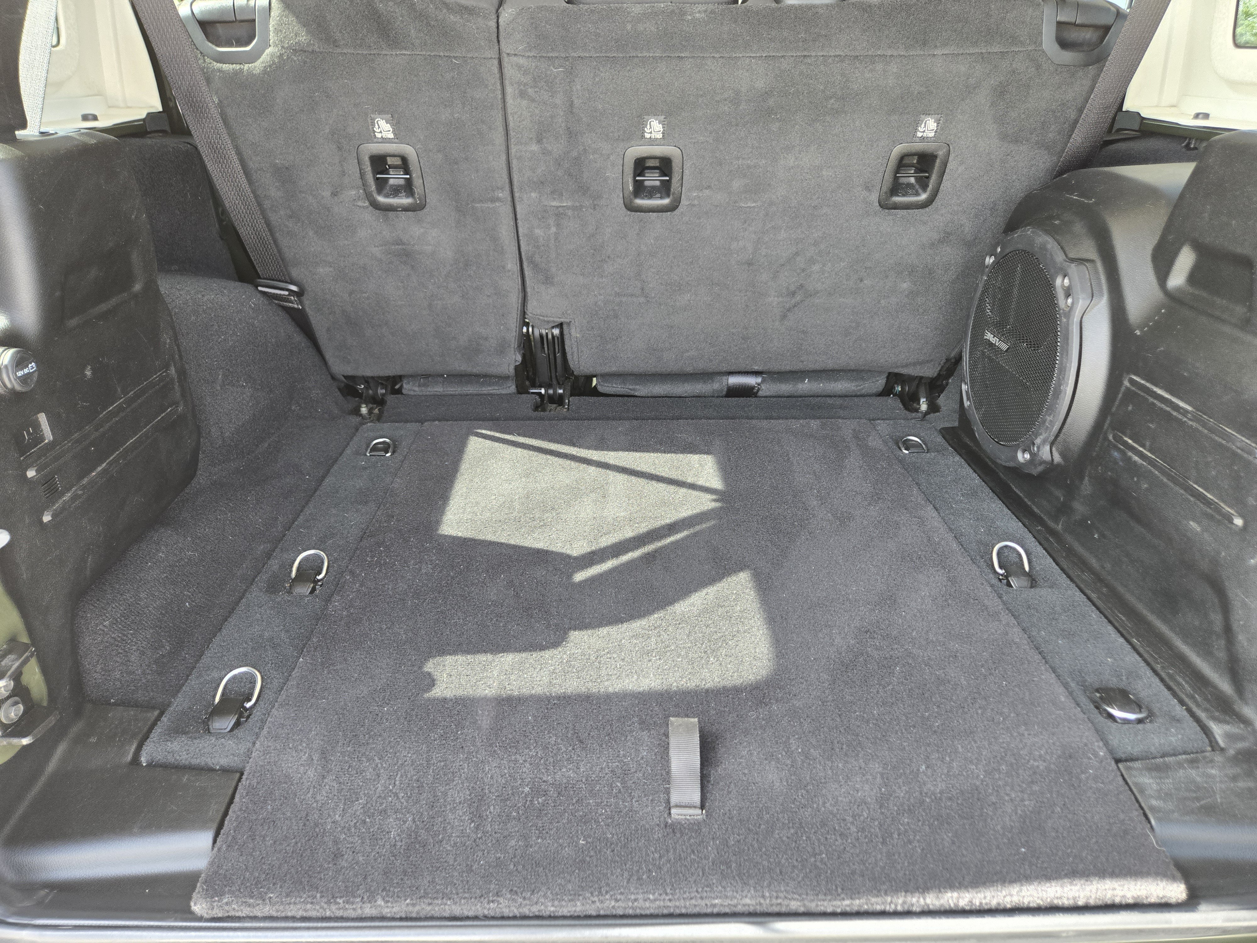 Used 2023 Sarge Green Clearcoat Jeep Sahara image 29