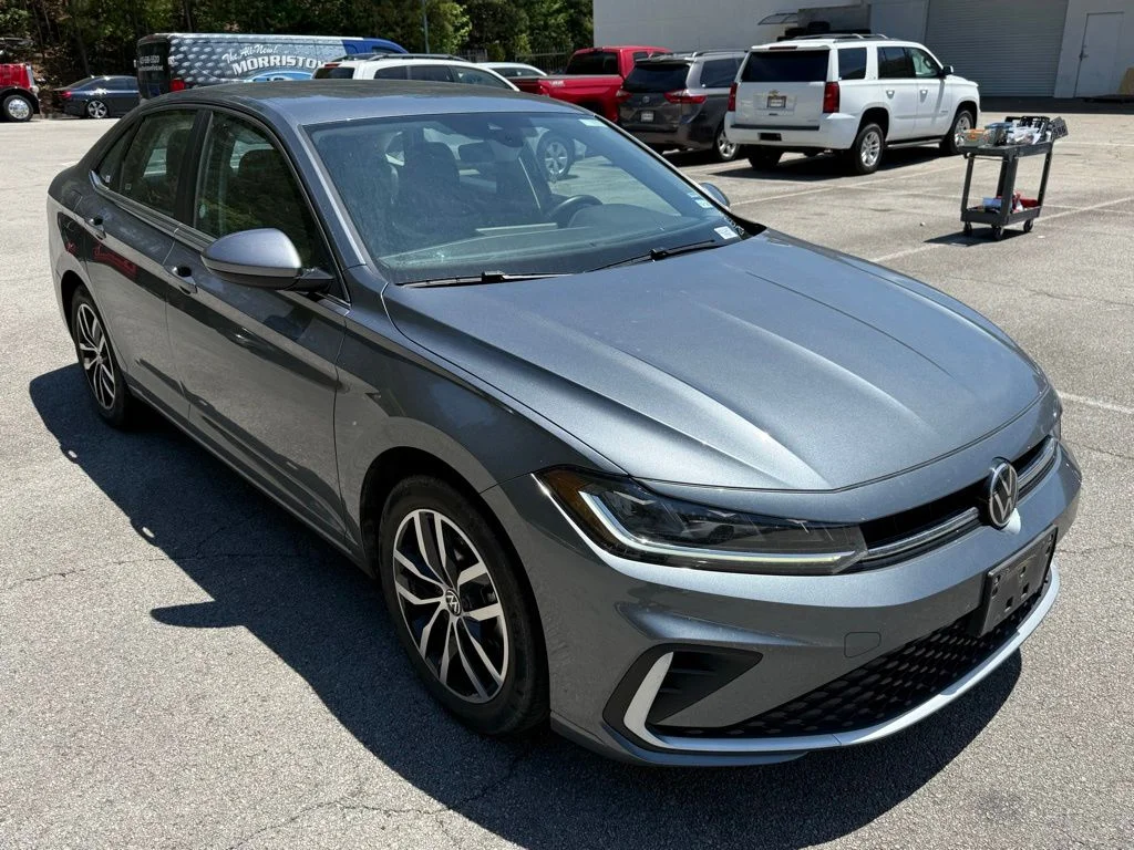2025 Volkswagen Jetta 1.5T SE Auto SULEV's photo