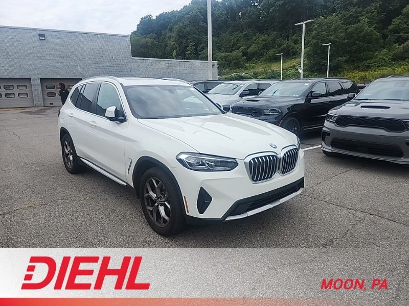 Used 2022 White BMW xDrive30i image 1
