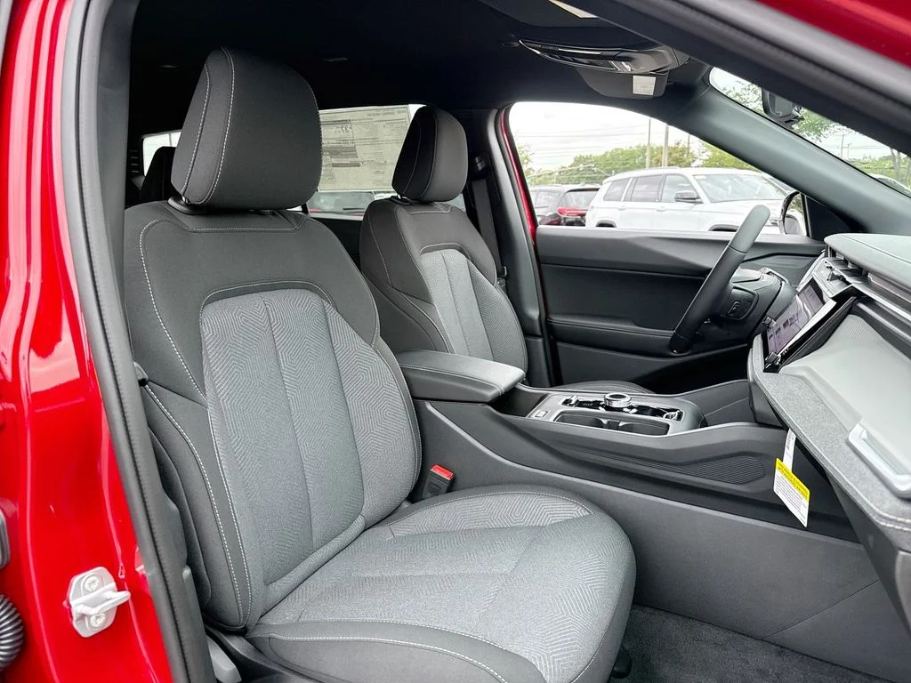New 2026 Red Hot Pearl-Coat Exterior Paint Jeep Laredo image 26
