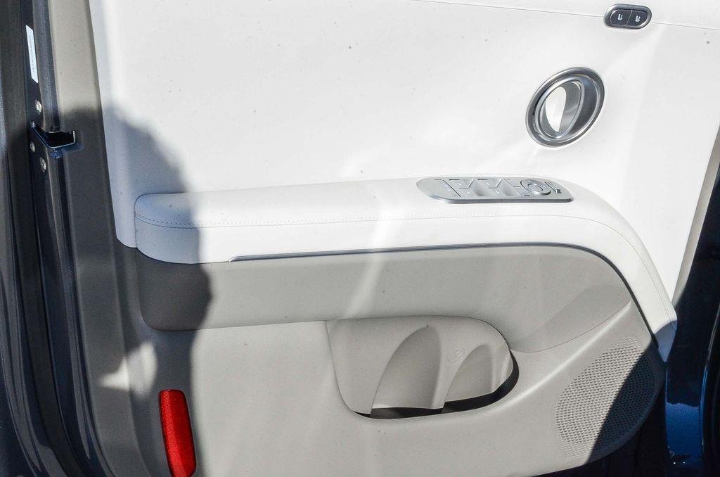 New 2026 Silver Hyundai SEL Premium AWD image 23