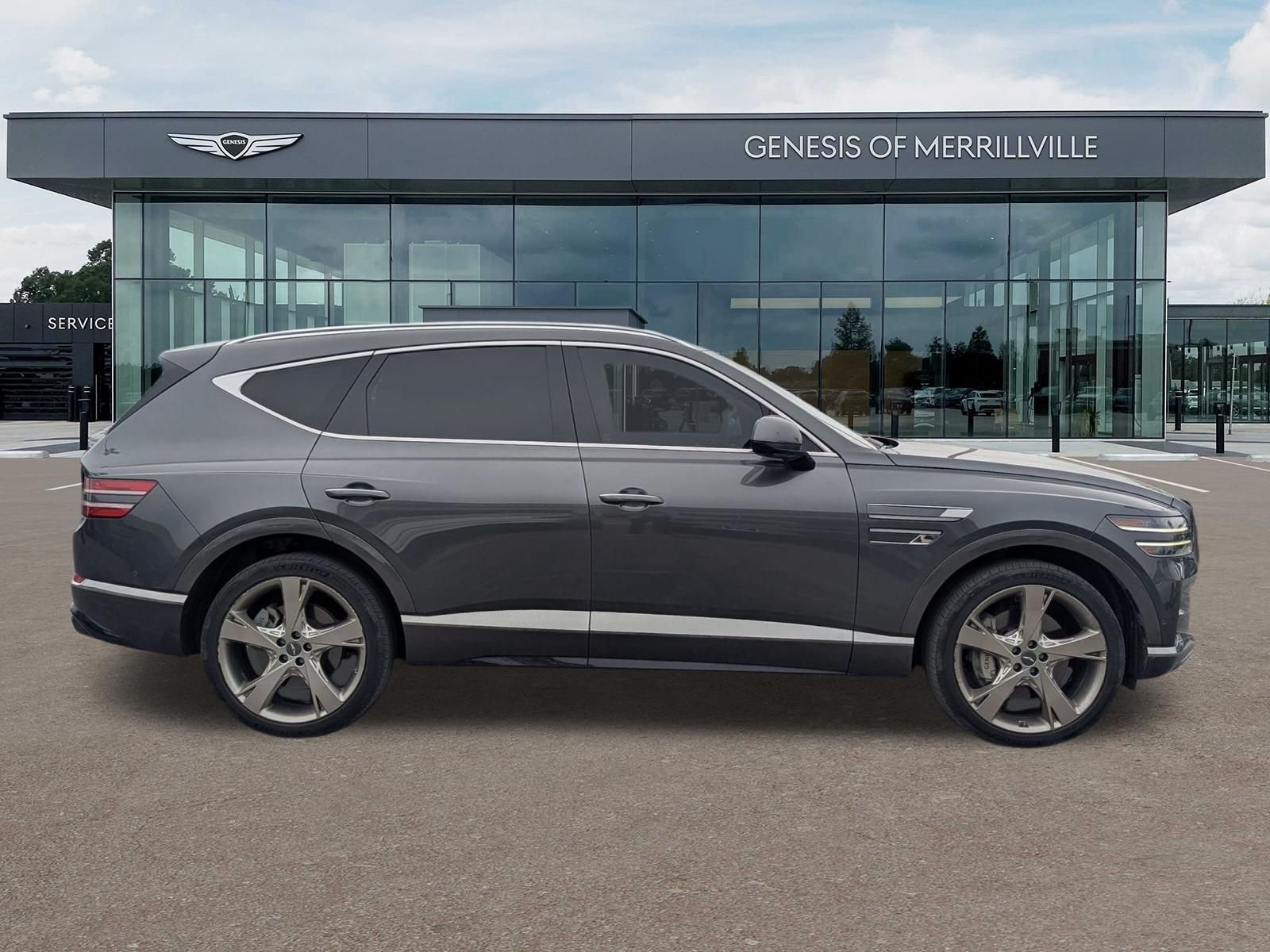 Used 2023 Gray Genesis 2.5T image 9