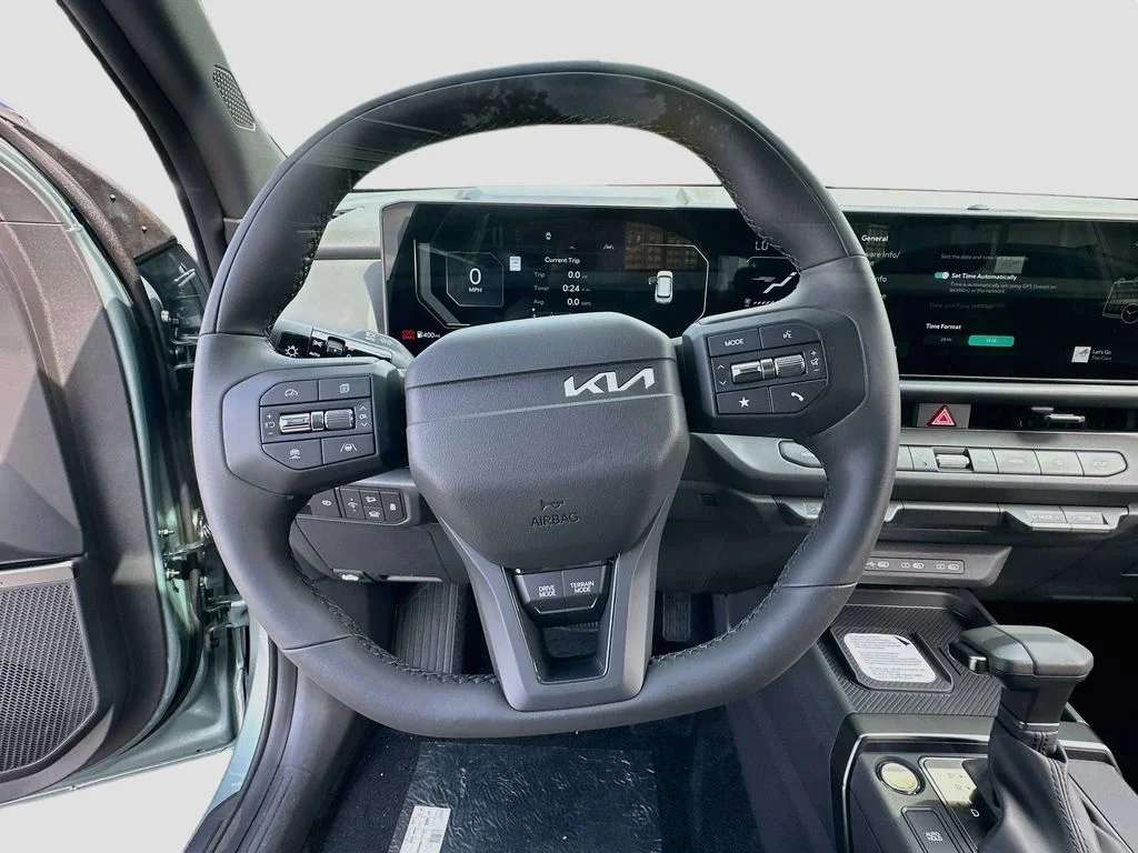 New 2027 Iceberg Green Kia X-Line SX image 11